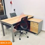 ESTACIÓN DE TRABAJO CON MUEBLE LATERAL